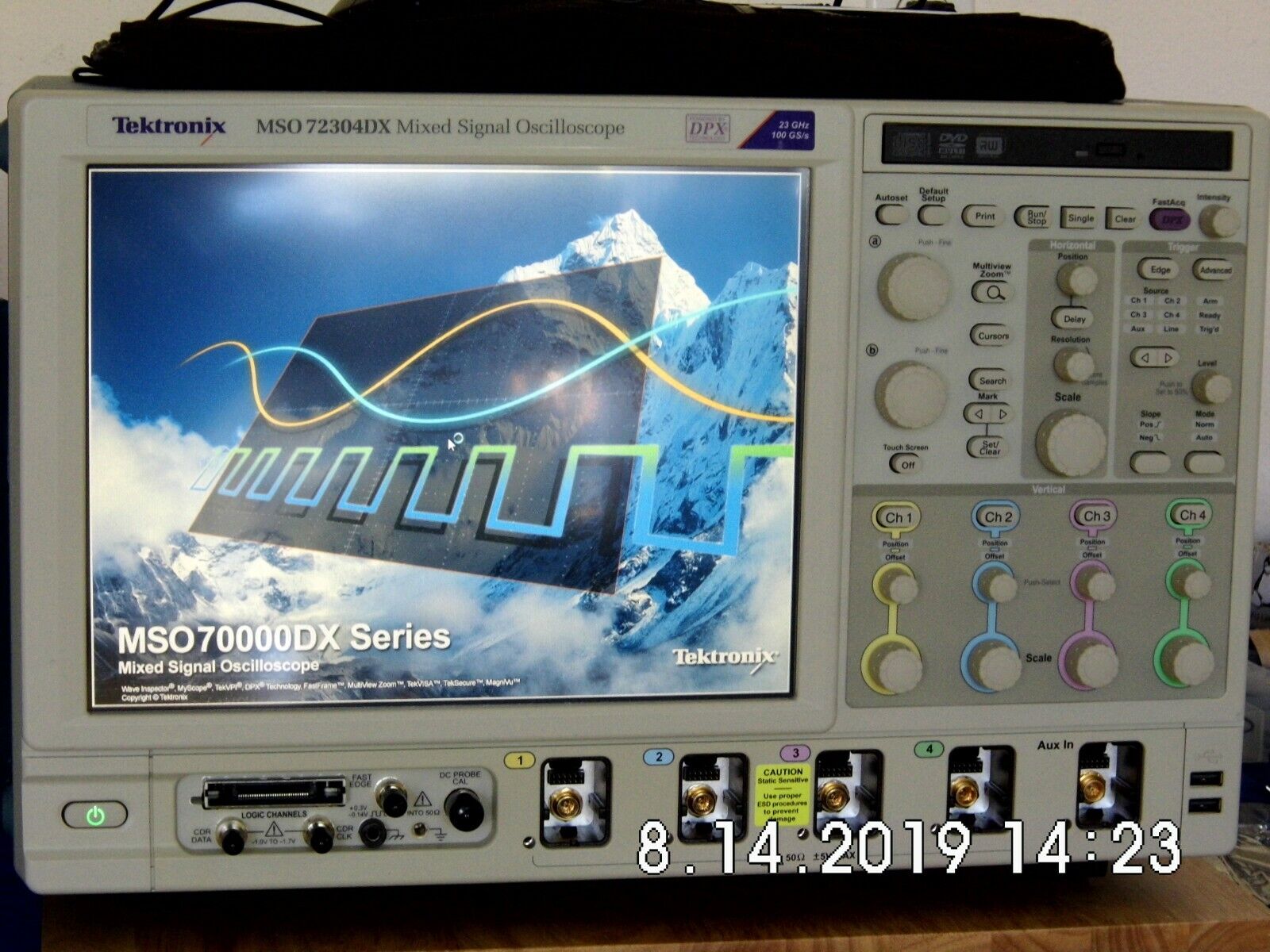 MSO72304DX 23GHz, 100Gs/s, 4+16 Channel, mso, mfg. cal w/data, WIN 10, 50XL mem MSO72304DX 23GHz, 100Gs/s, 4+16 Channel, mso, mfg. cal w/data, WIN 10, 50XL mem